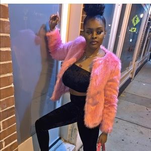 Meet your Posher, Regina